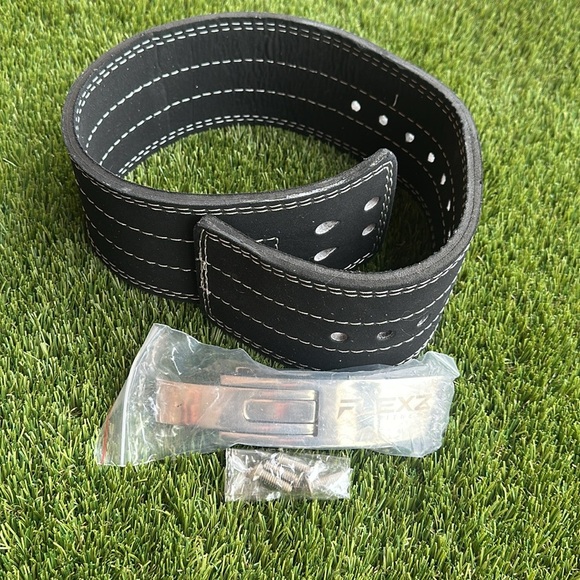 Flexz Fitness Powerlifting Weightlifting Belt Size Small 24”-30” waist - Picture 4 of 6